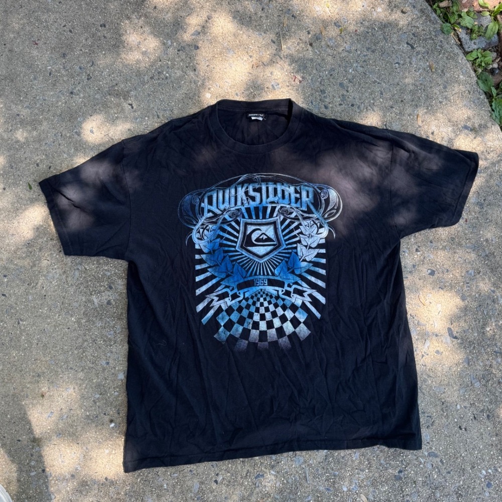 Quiksilver Mens Graphic T-Shirt‎ Black XL Y2K Vintage Surf Skate Logo cotton